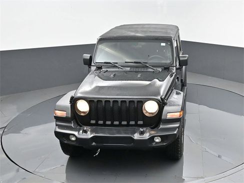 Used 2021 Jeep Wrangler Unlimited Sport image 19