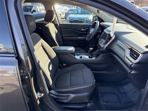 Used 2019 GMC Acadia SLE w/ Driver Alert Package I image 9