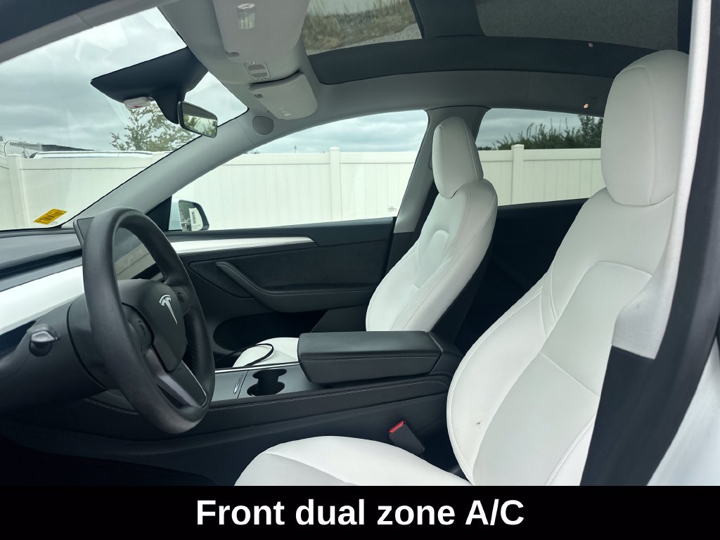 Used 2025 Tesla Model Y Long Range AWD/4WD image 8