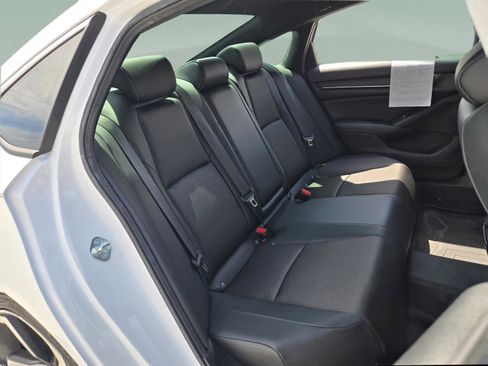 Used 2022 Honda Accord Sport image 31