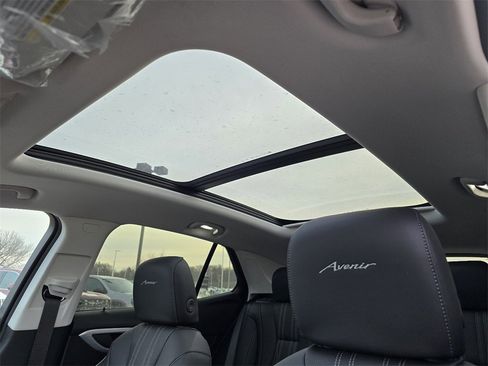 New 2026 Buick Envision Avenir image 24