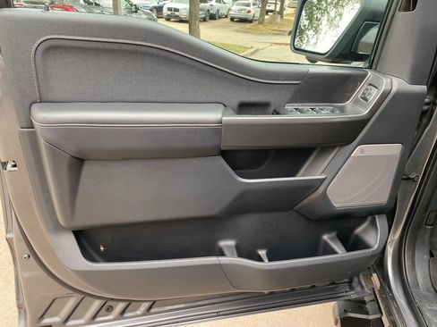 Certified 2025 Ford F150 Lariat w/ Equipment Group 501A Mid image 34