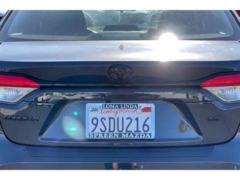 Used 2025 Toyota Corolla LE image 42