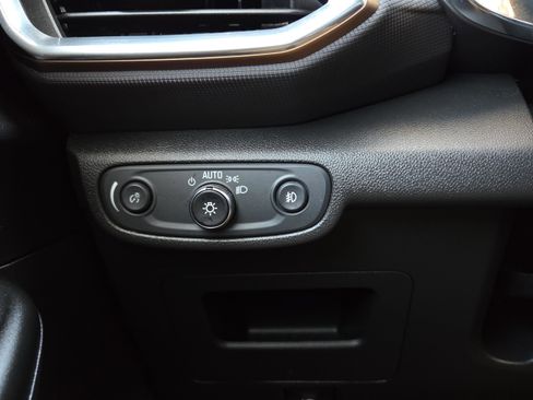 Used 2022 Chevrolet TrailBlazer ACTIV image 25