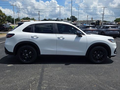 New 2026 Honda HR-V Sport image 13