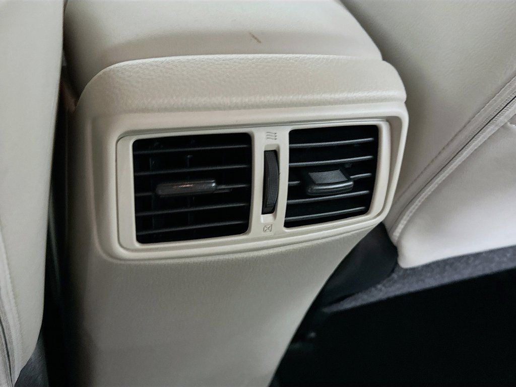 Certified 2021 Nissan Rogue Sport SL FWD image 35