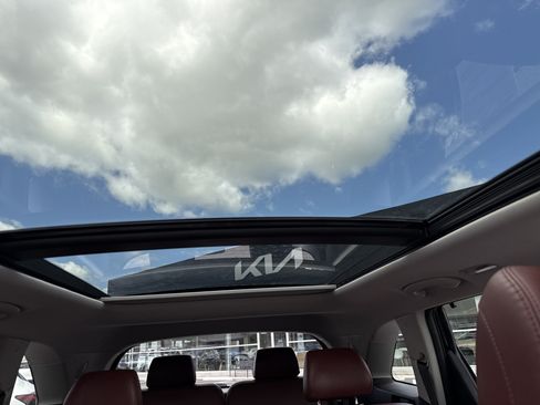 Used 2017 Kia Sorento SX AWD/4WD image 31