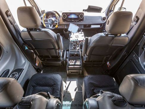 Used 2022 Mercedes-Benz Sprinter 3500 image 35