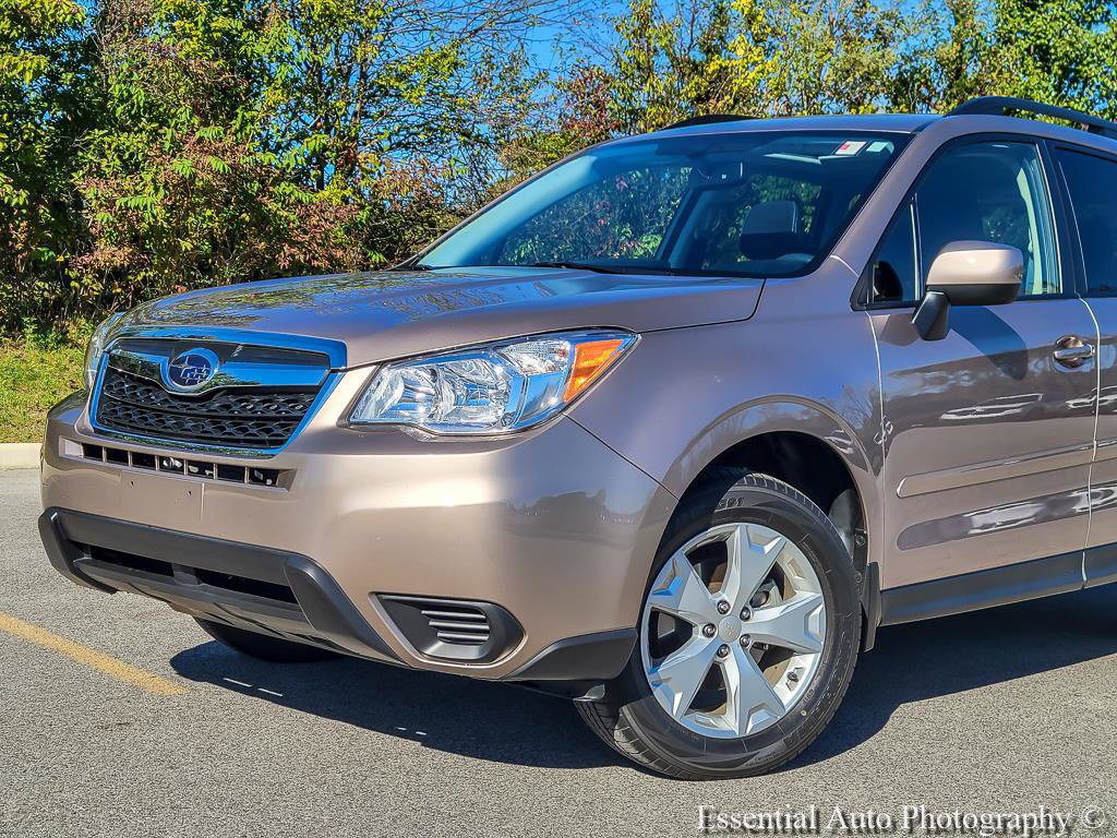 Used 2016 Subaru Forester 2.5i Premium w/ All-Weather Package AWD/4WD image 2