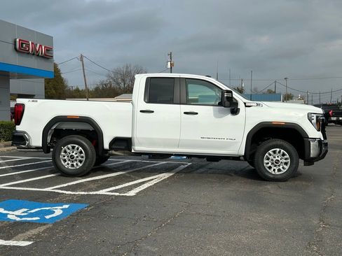 New 2026 GMC Sierra 2500 Pro image 4