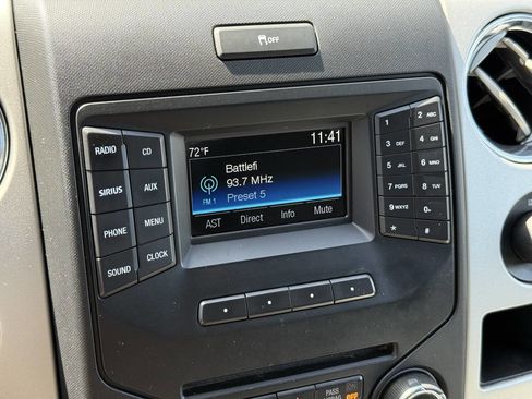 Used 2014 Ford F150 XLT w/ Equipment Group 302A Luxury image 16