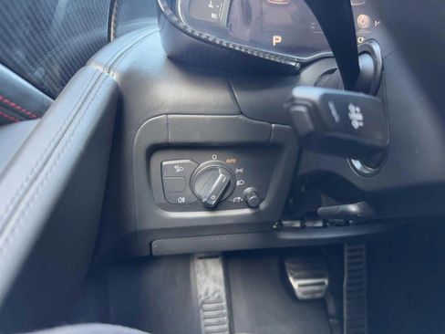 Used 2021 Audi R8 V10 performance image 31