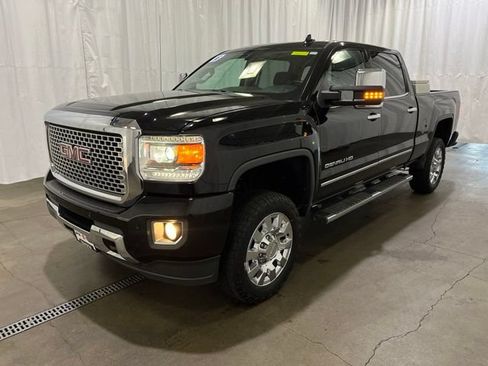 Used 2016 GMC Sierra 2500 Denali AWD/4WD image 7