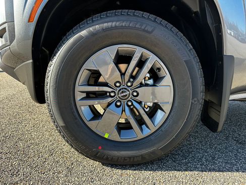 New 2026 Nissan Frontier SV w/ SV Convenience Package image 11