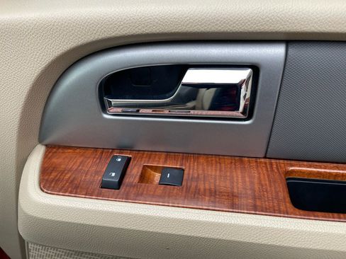 Used 2008 Ford Expedition EL Eddie Bauer image 47