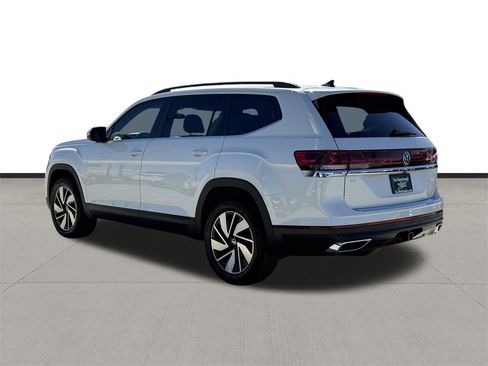 New 2026 Volkswagen Atlas SE image 7