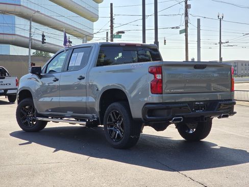 Used 2025 Chevrolet Silverado 1500 LT Trail Boss w/ Convenience Package II AWD/4WD image 26