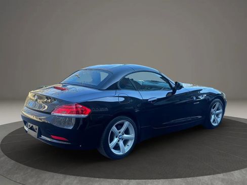 Used 2014 BMW Z4 sDrive28i image 4