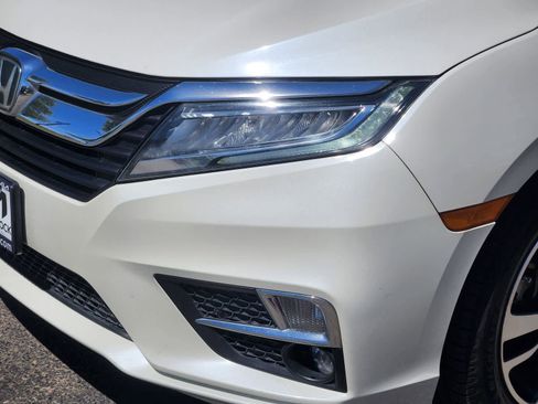 Used 2018 Honda Odyssey Elite image 7