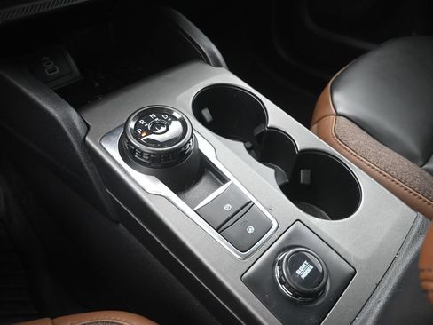 Certified 2025 Ford Bronco Sport Outer Banks w/ Outer Banks Tech Package+ AWD/4WD image 29
