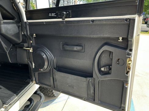 Used 1995 Land Rover Defender 90 AWD/4WD image 25
