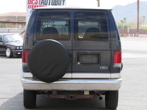 Used 2003 Ford E-150 and Econoline 150 Wagon image 6
