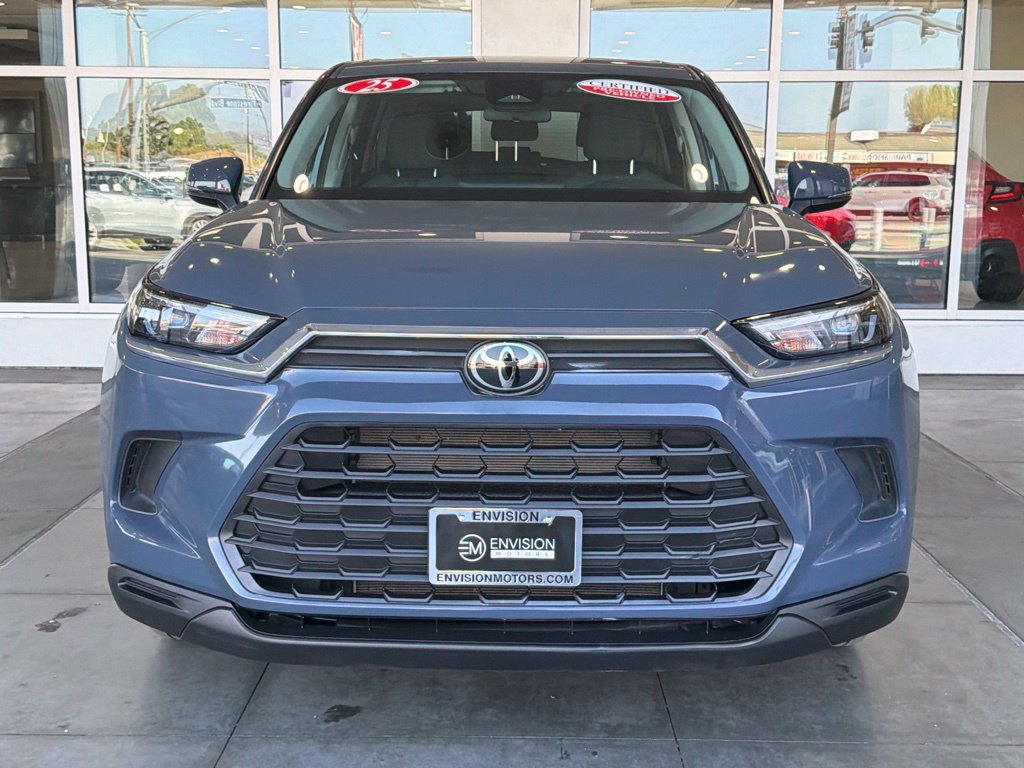 Certified 2025 Toyota Grand Highlander FWD image 5