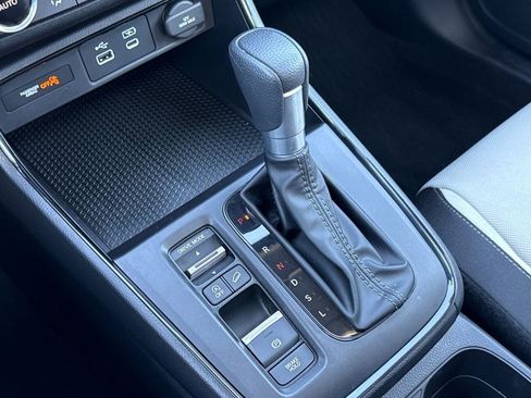 Certified 2025 Honda CR-V EX image 32