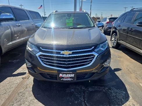 Used 2018 Chevrolet Equinox Premier AWD/4WD image 2