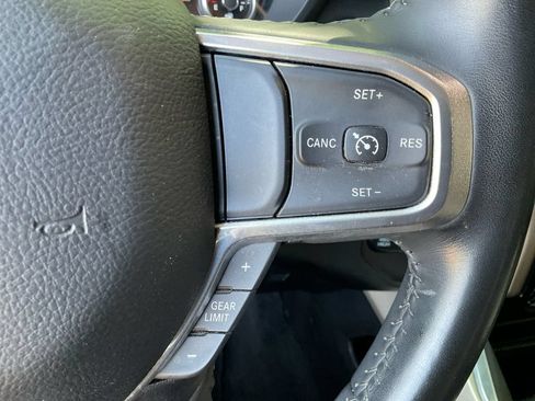 Used 2021 RAM 1500 Laramie AWD/4WD image 36