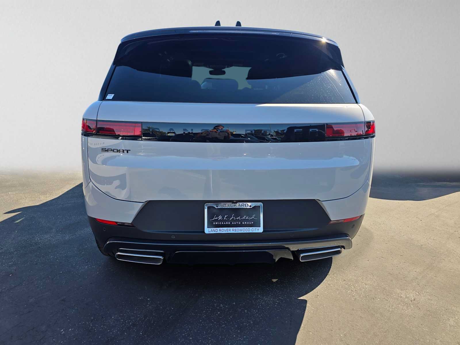 New 2027 Land Rover Range Rover Sport SE AWD/4WD image 4