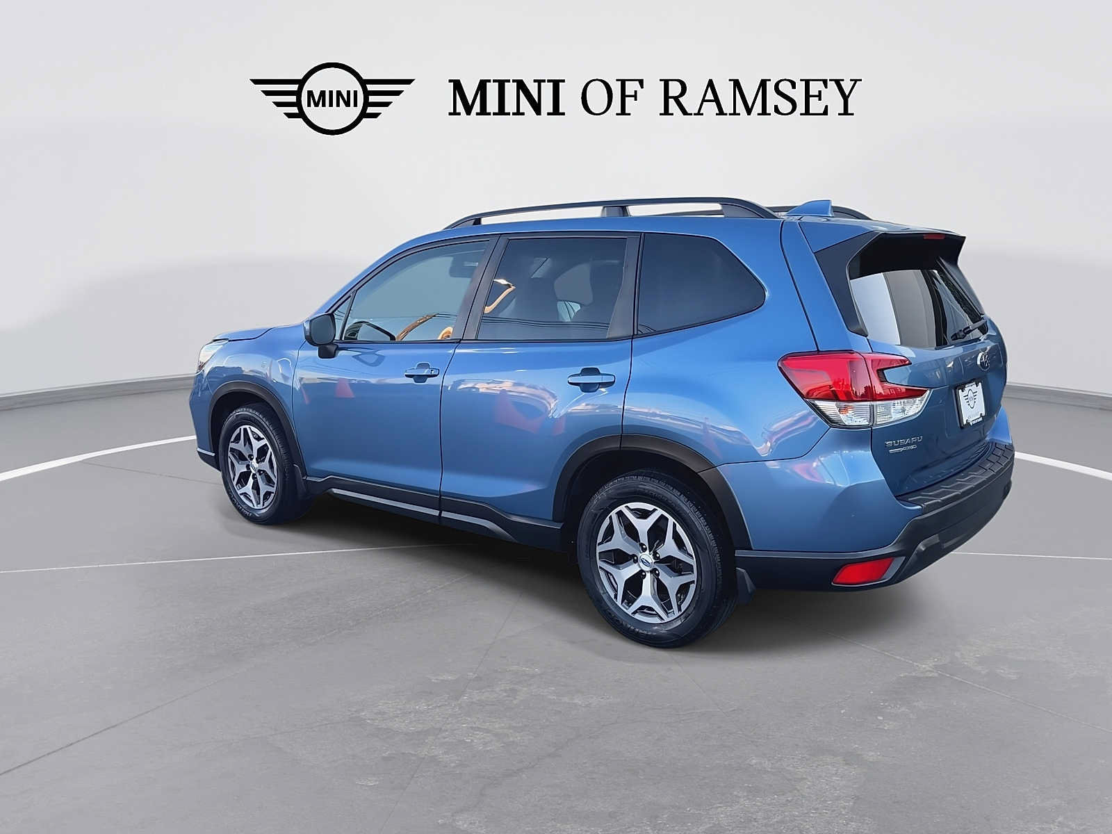 Used 2019 Subaru Forester Premium AWD/4WD image 6