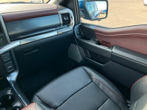 Used 2023 Ford F150 Lariat image 11