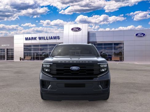 New 2026 Ford Expedition Active AWD/4WD image 6