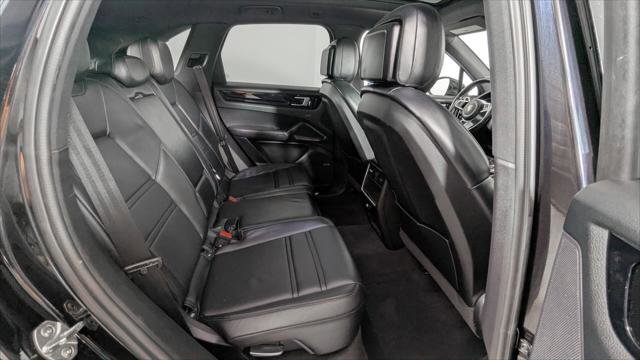 Used 2019 Porsche Cayenne AWD/4WD image 22