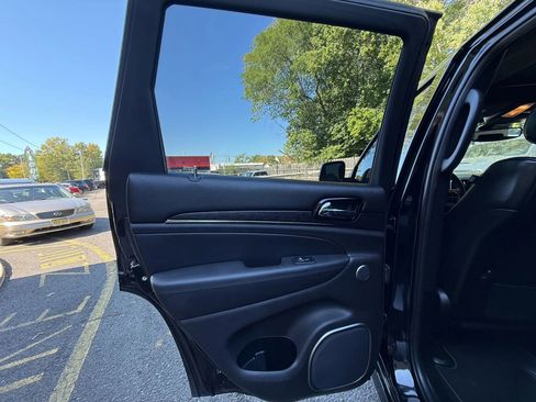 Used 2019 Jeep Grand Cherokee High Altitude image 16