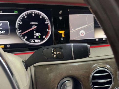 Used 2014 Mercedes-Benz S 550 Sedan image 30
