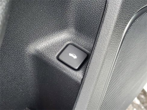 Used 2020 Honda Civic EX image 10