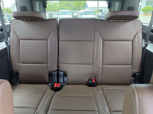 New 2026 Chevrolet Suburban High Country RWD image 23