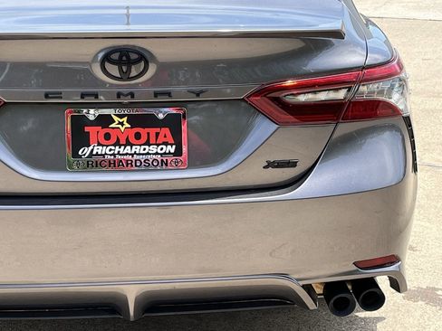 Used 2024 Toyota Camry XSE FWD image 6