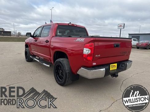 Used 2020 Toyota Tundra SR5 w/ SR5 Upgrade Package AWD/4WD image 5
