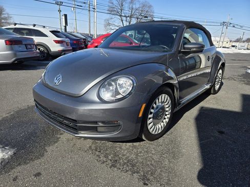 Used 2014 Volkswagen Beetle 1.8T image 7