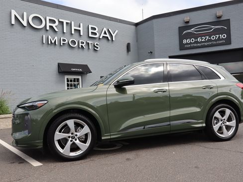 Used 2025 Audi Q5 Prestige AWD/4WD image 2