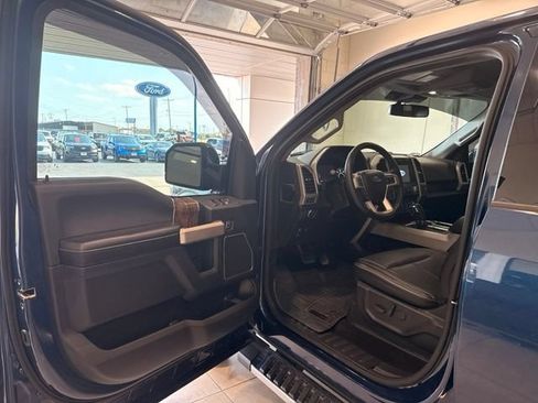 Used 2020 Ford F150 Lariat w/ Equipment Group 502A Luxury AWD/4WD image 7