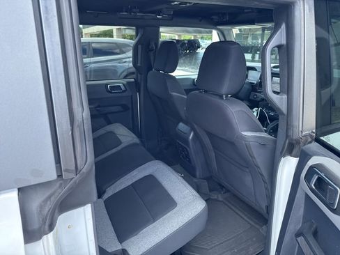 Used 2022 Ford Bronco Big Bend AWD/4WD image 6