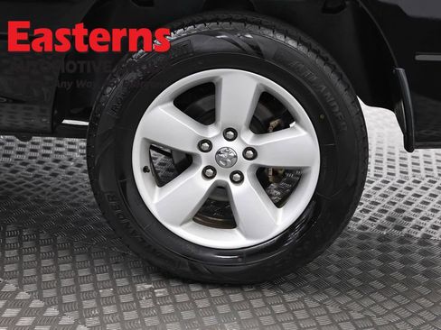 Used 2024 RAM 1500 Classic SLT RWD image 31