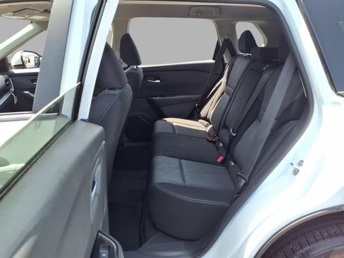 Used 2026 Nissan Rogue SV w/ Cold Weather Package FWD image 25