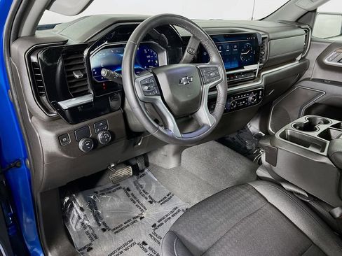 Used 2022 Chevrolet Silverado 1500 RST w/ Protection Package RWD image 9