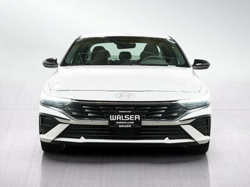 Used 2026 Hyundai Elantra SEL Sport Premium FWD image 8