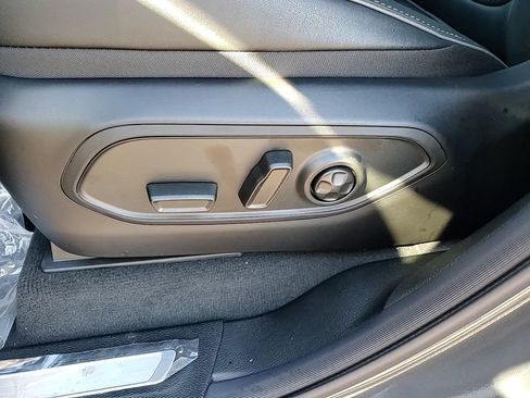 New 2025 Jeep Grand Cherokee L Overland w/ Rear Seat Video Group I AWD/4WD image 12